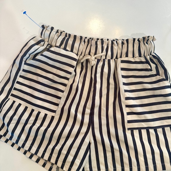 SHEIN Pants - SHEIN Black & White High-Waist Striped Drawstring Shorts
